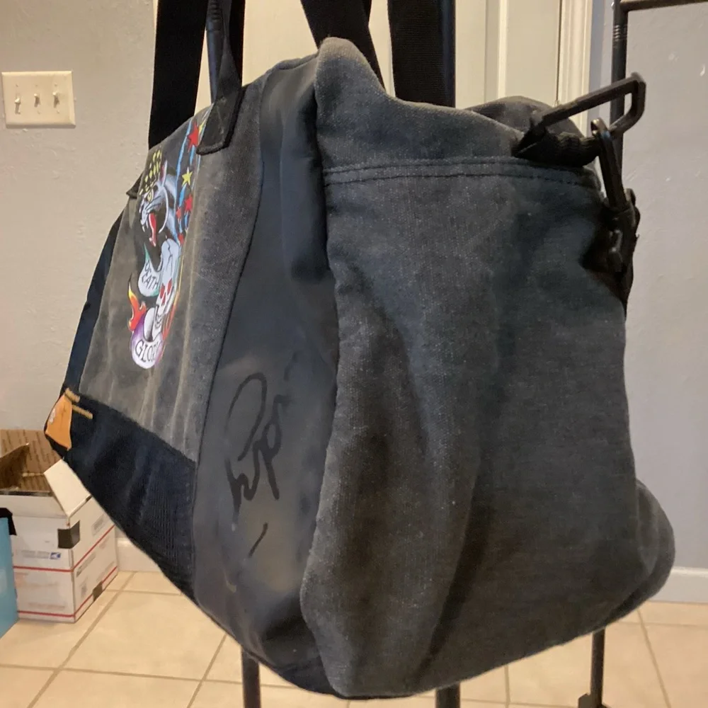 Ed Hardy Black Duffel Bag with Death Or Glory Design - Picture 3 of 8